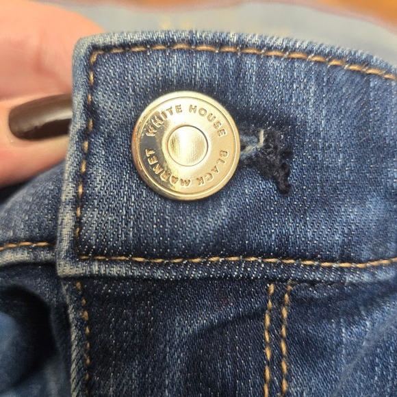 White House Black Market Mid Rise Distressed Skinny Jeans Womens Sz 4 - Picture 7 of 11
